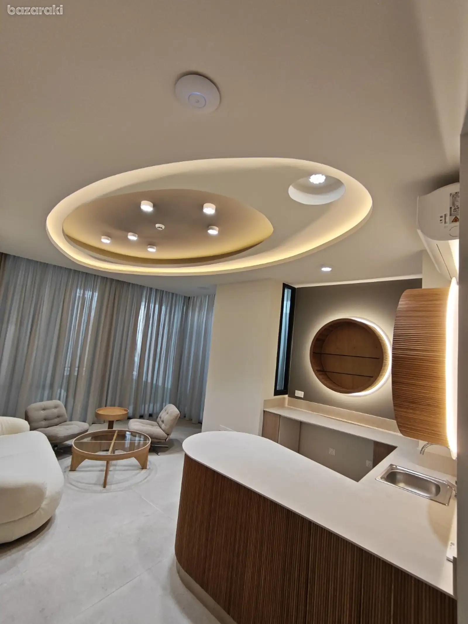 Room — 4