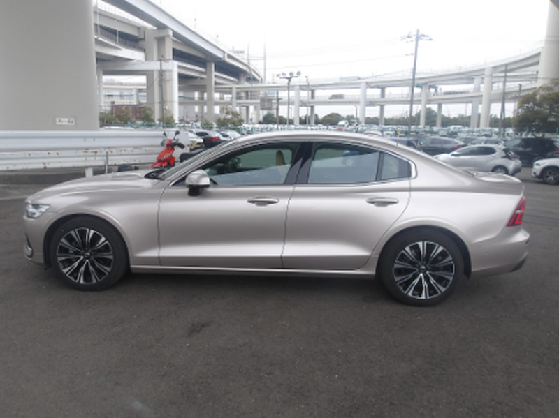 2023 Volvo S60 2,0L 2023 Cyprus