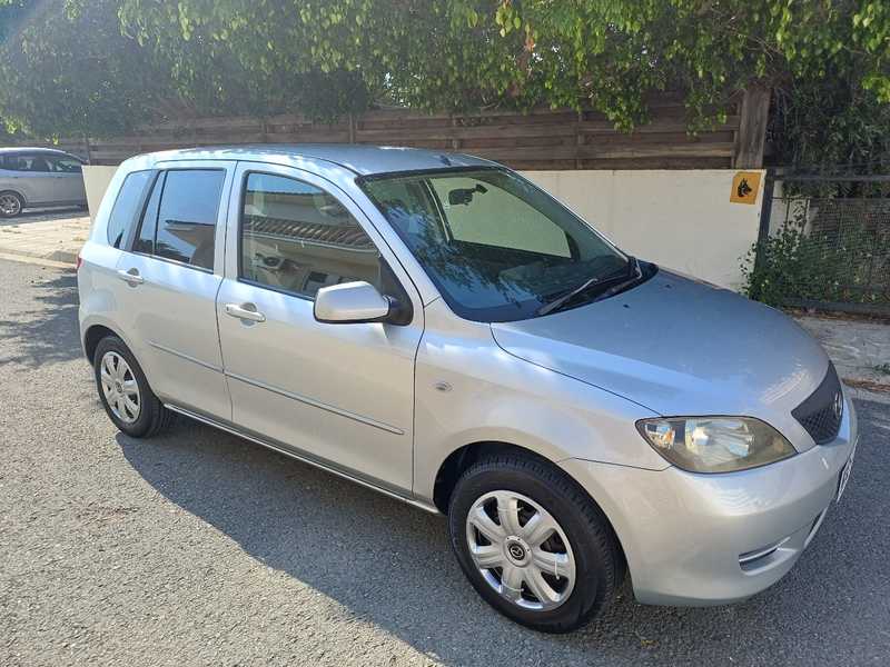 Mazda Demio 1,3L 2003