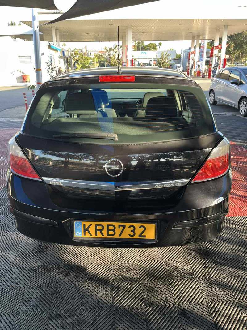 2007 Opel, Vauxhall Astra 1,6L 2007 Cyprus
