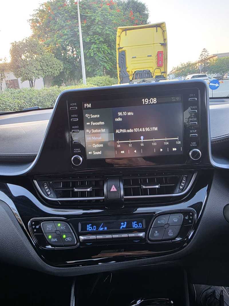 2020 Toyota C-HR 1,8L 2020 Cyprus