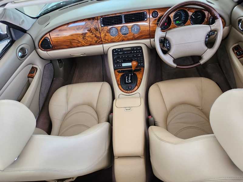 2001 Jaguar XK 4,0L 2001 Cyprus