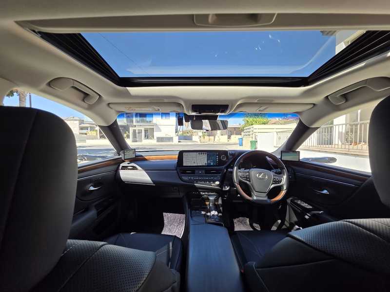2022 Lexus ES300h 2,5L 2022 Cyprus