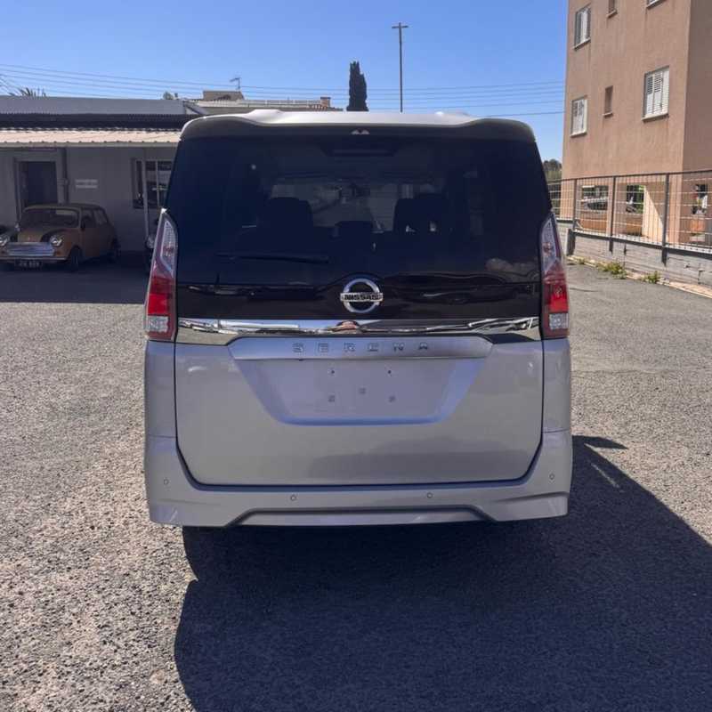 2021 Nissan Serena 2,0L 2021 Cyprus