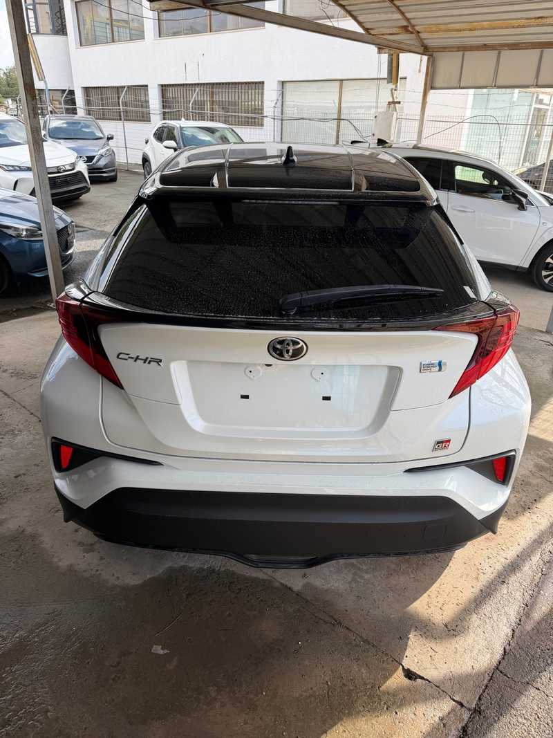 2021 Toyota C-HR 1,8L 2021 Cyprus