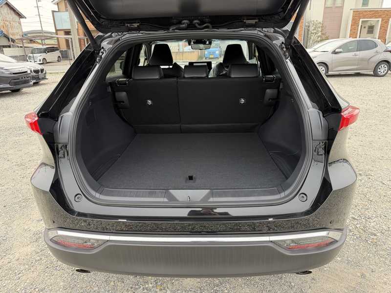 2025 Toyota Harrier 2,5L 2025 Cyprus