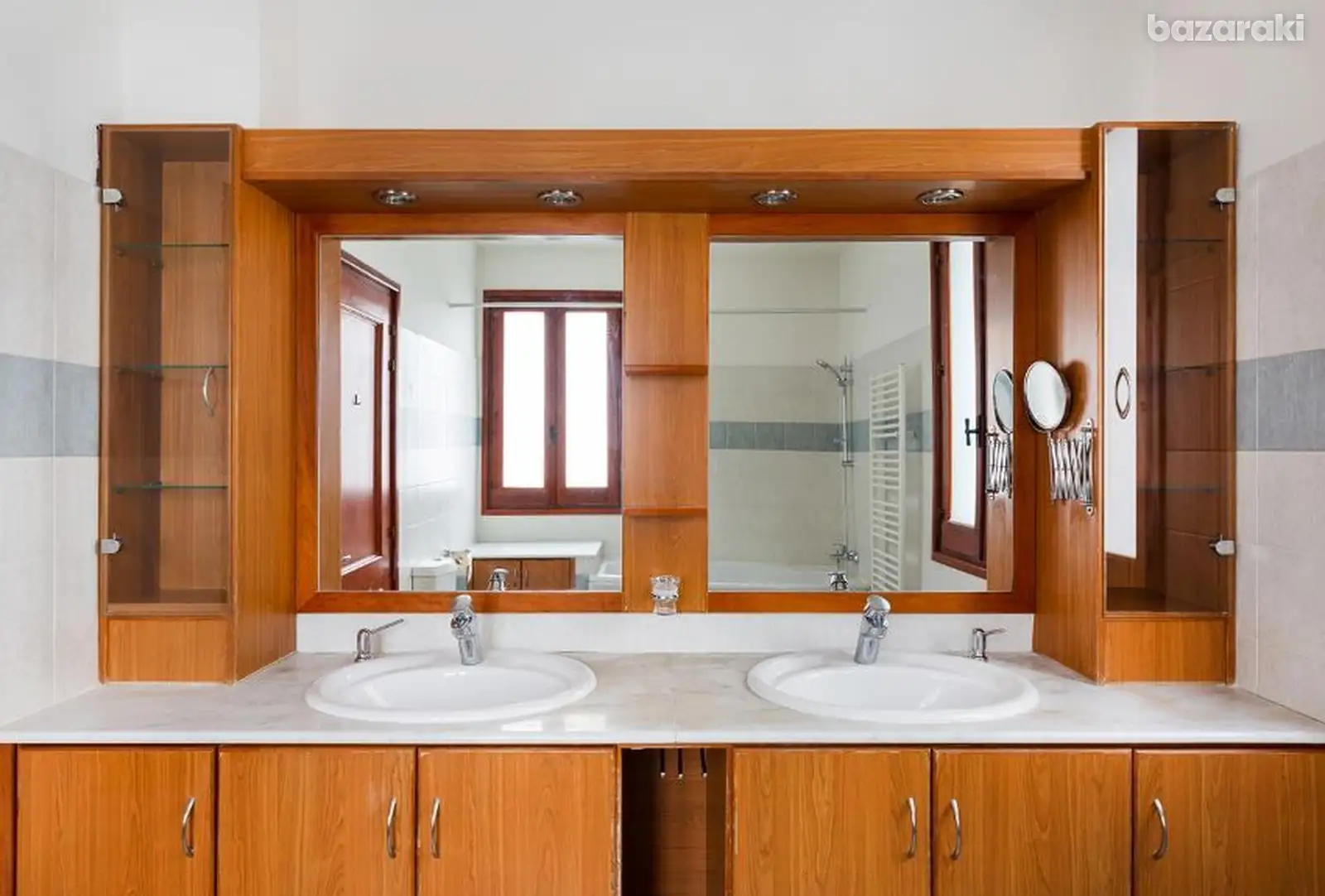Villa, 5 bedrooms — 10