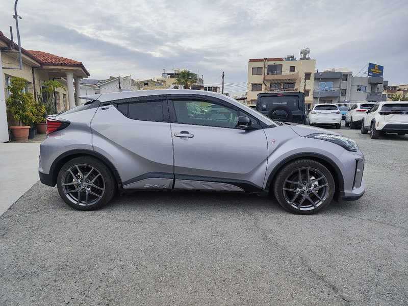 2022 Toyota C-HR 1,8L 2022 Cyprus