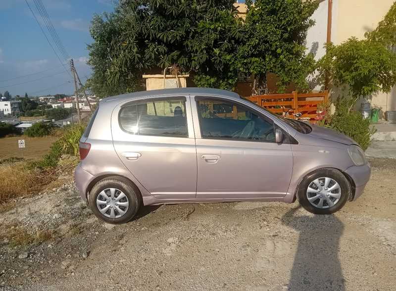 Toyota Vitz 1,0L 2001