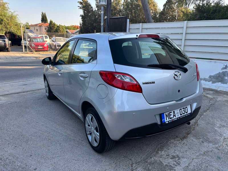 2010 Mazda Demio 1,3L 2010 Cyprus