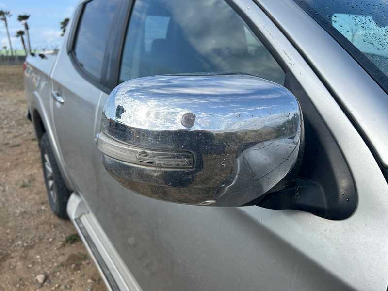 2017 Mitsubishi L200 2,4L 2017 Cyprus