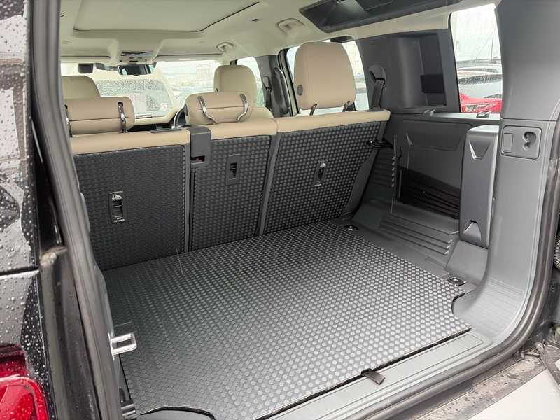 2024 Land Rover Defender 3,0L 2024 Cyprus