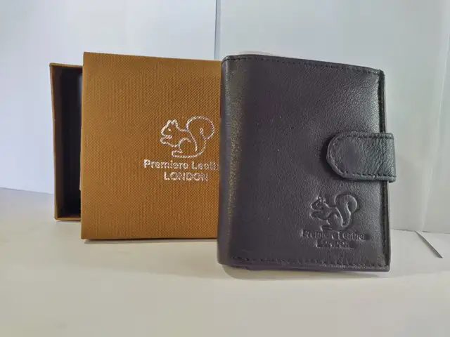 Men's wallet, Επαρχία Πάφου — Γεροσκήπου