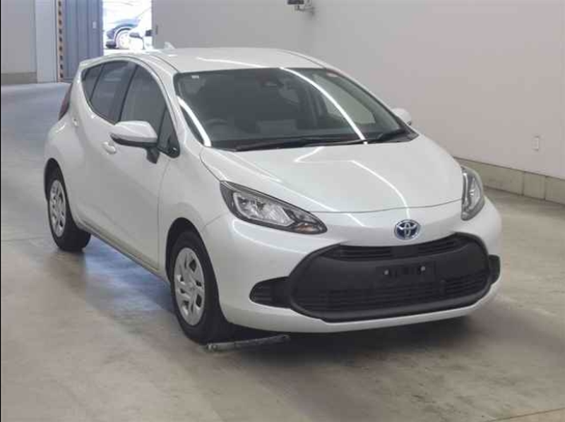 Toyota Aqua 1,5L 2024