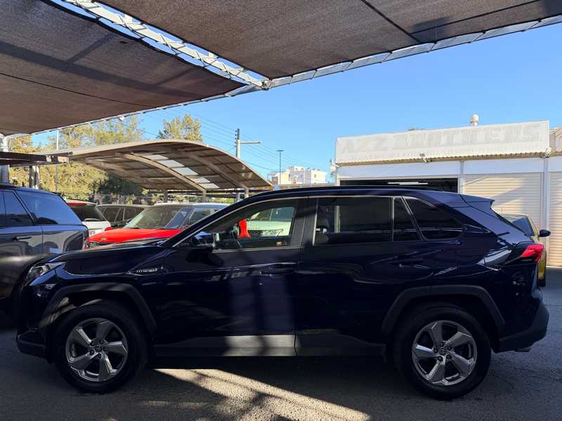 2021 Toyota RAV4 2,5L 2021 Cyprus