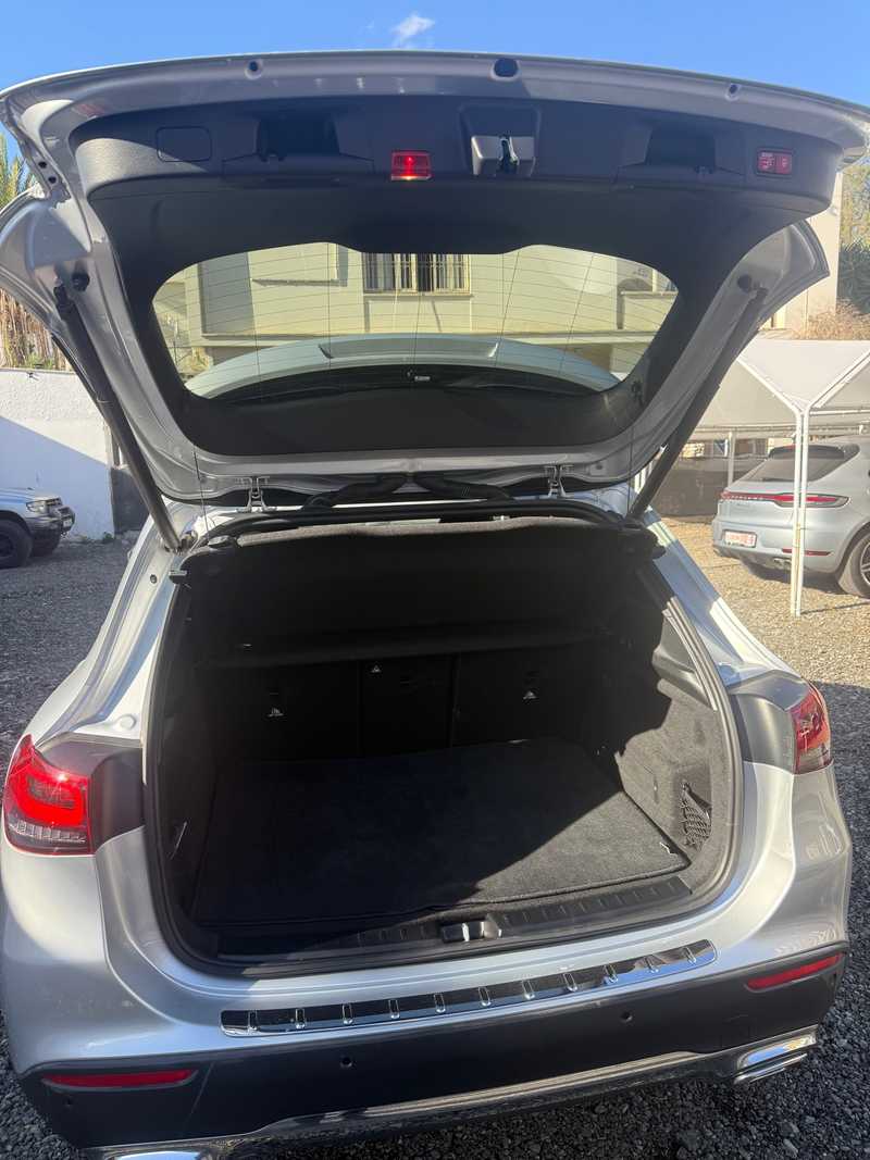 2021 Mercedes-Benz GLA-Class 2,0L 2021 Cyprus