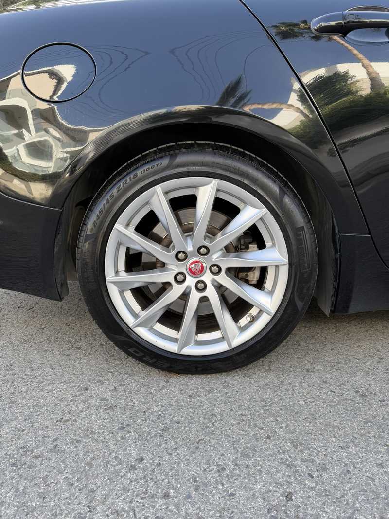2014 Jaguar XF 2,2L 2014 Cyprus