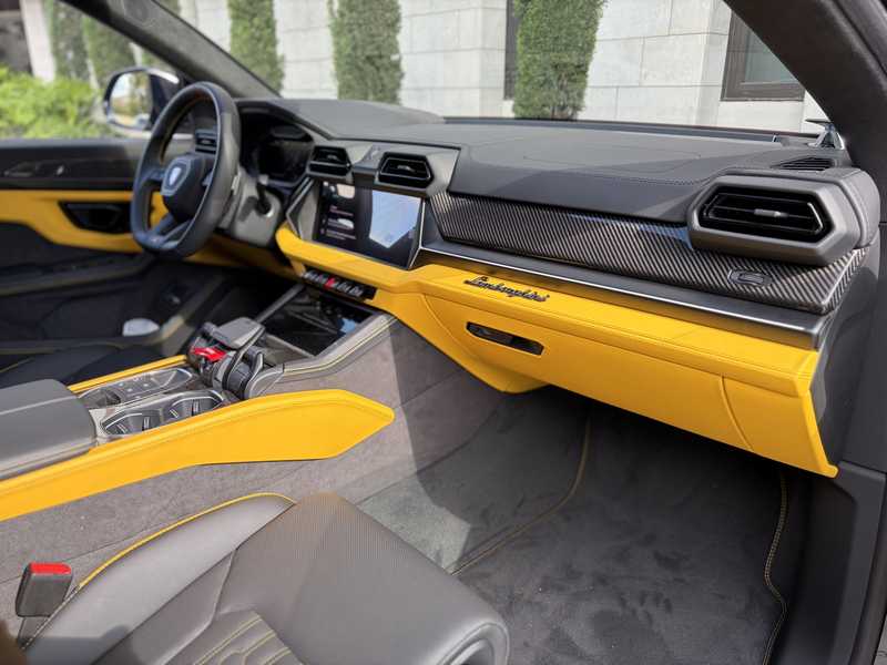 2026 Lamborghini Urus 4,0L 2026 Cyprus