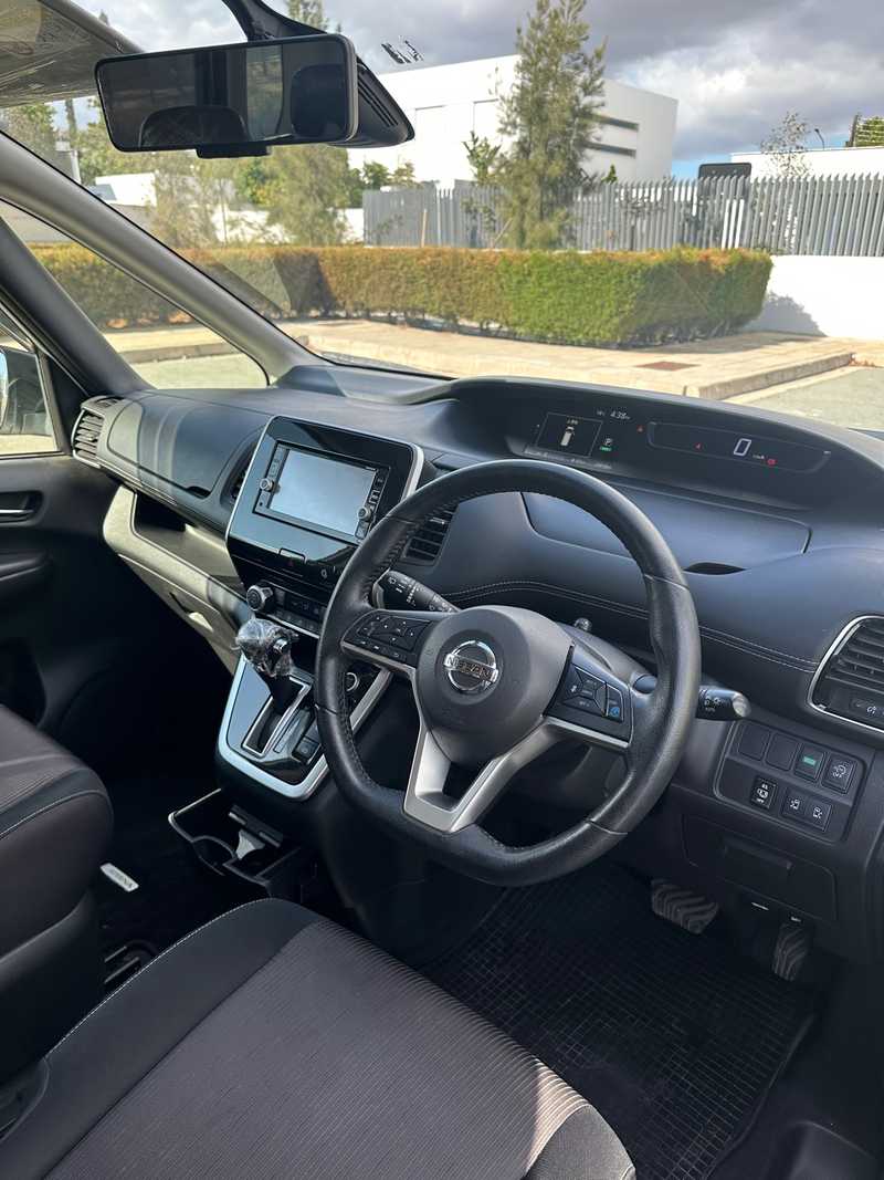 2020 Nissan Serena 2,0L 2020 Cyprus
