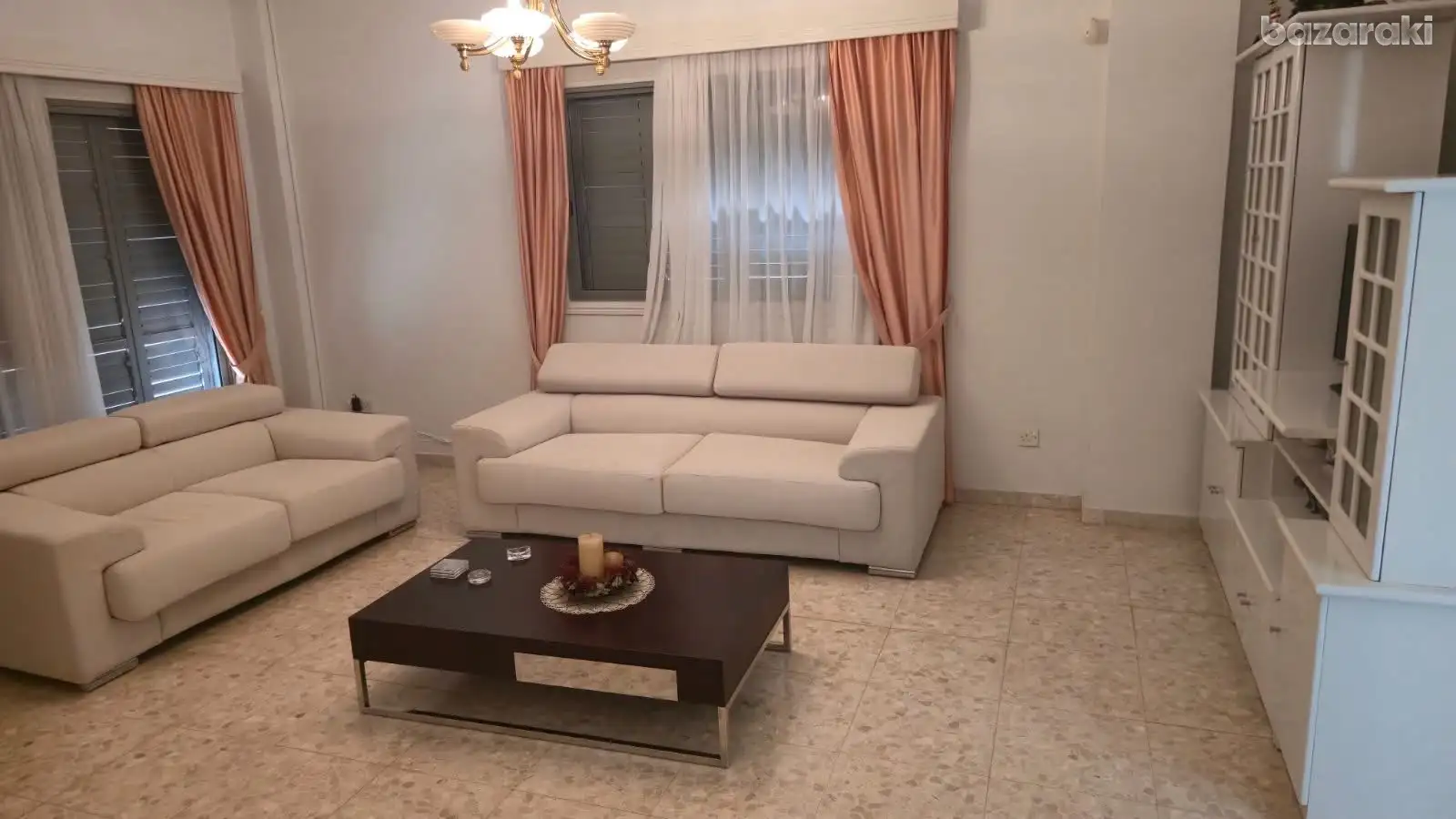 House, 3 bedrooms — 7