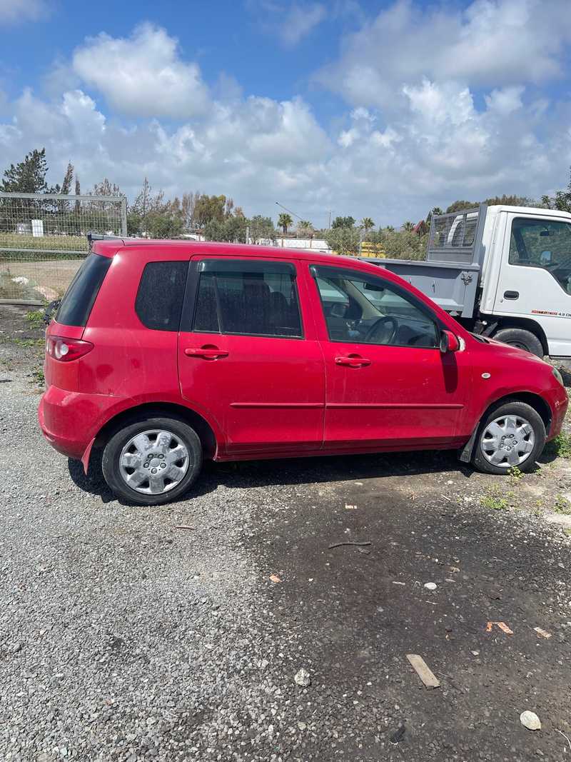 2003 Mazda Demio 1,5L 2003 Cyprus