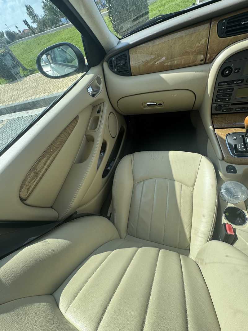 2005 Jaguar X-Type 2,1L 2005 Cyprus