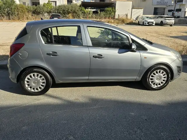 Opel, Vauxhall Corsa