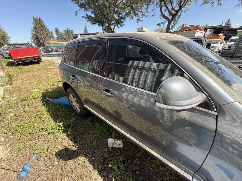 2009 Volkswagen Touareg 2,5L 2009 Cyprus