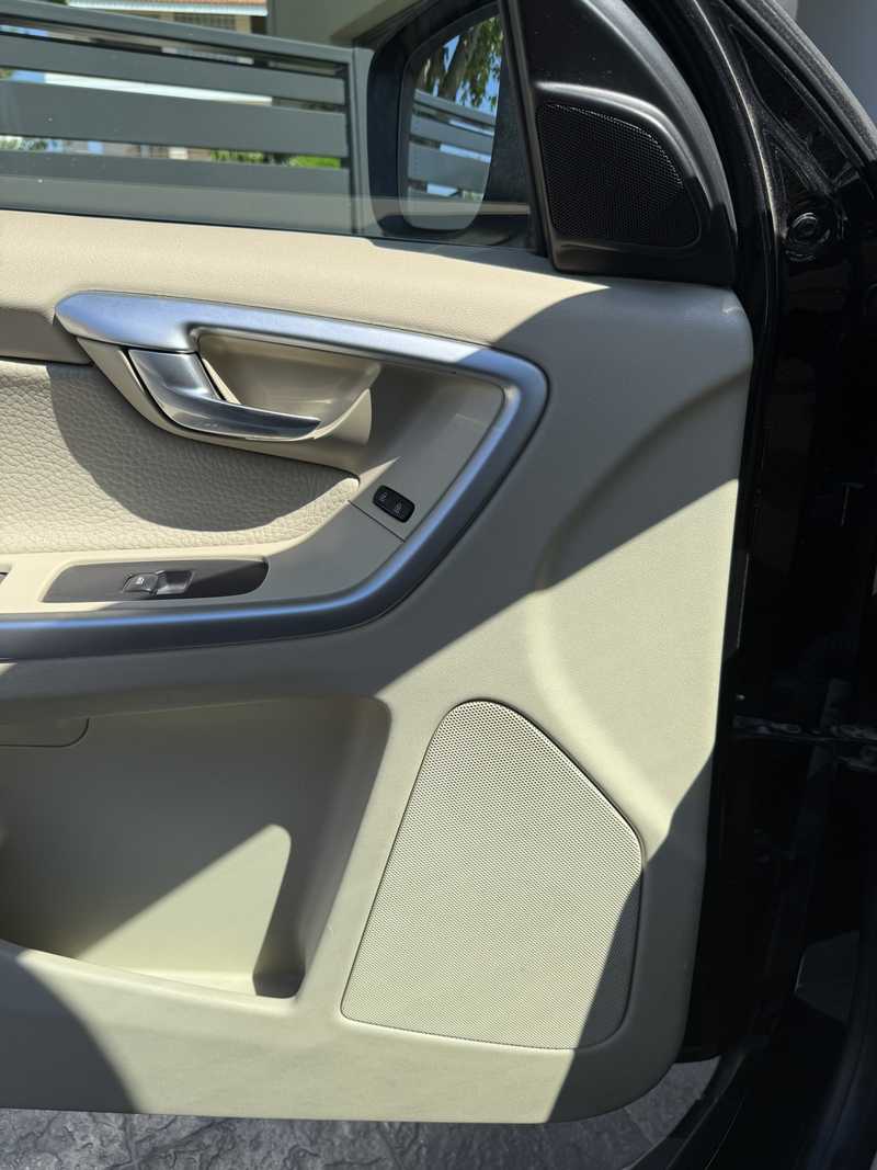 2010 Volvo XC60 2,0L 2010 Cyprus