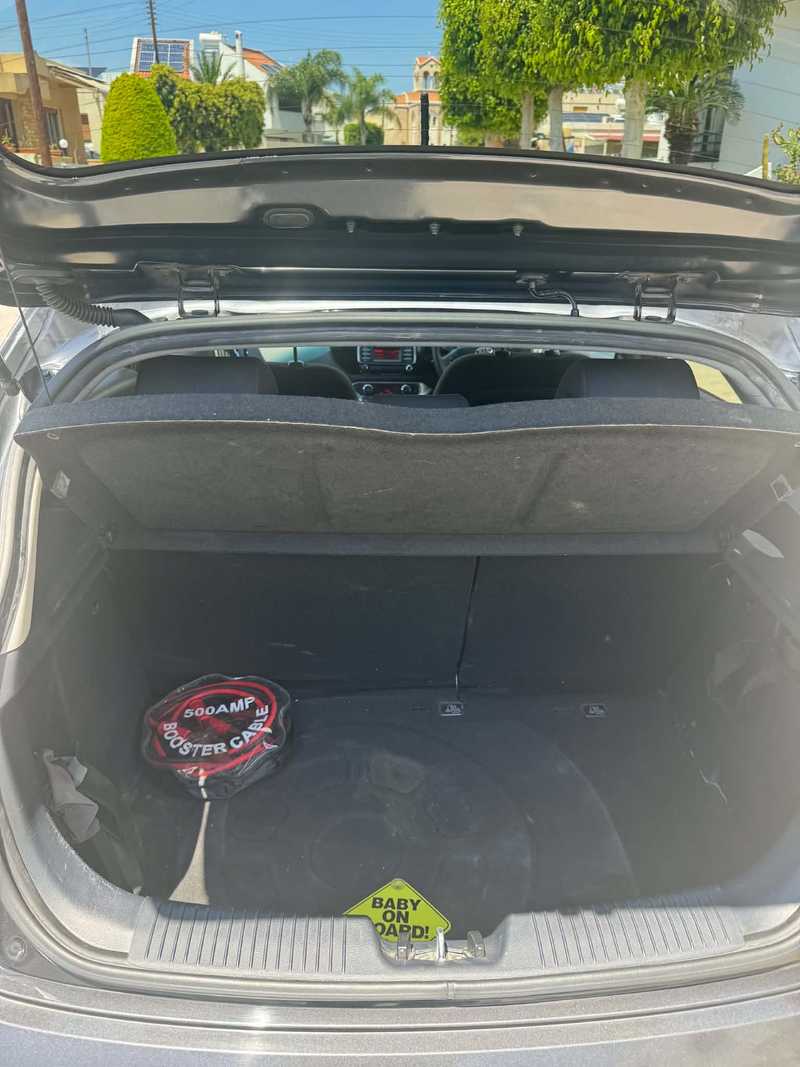 2015 KIA Rio 1,3L 2015 Cyprus