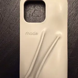 Iphone 15 pro max rhode case, Nicosia — Latsia - Agios Georgios