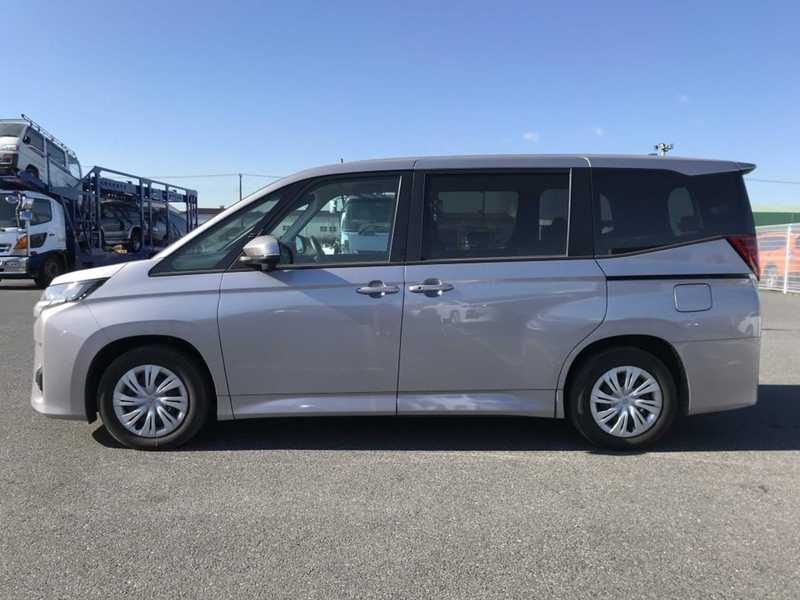 2023 Toyota Noah 2,0L 2023 Cyprus