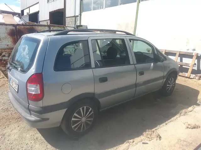 Opel, Vauxhall Zafira