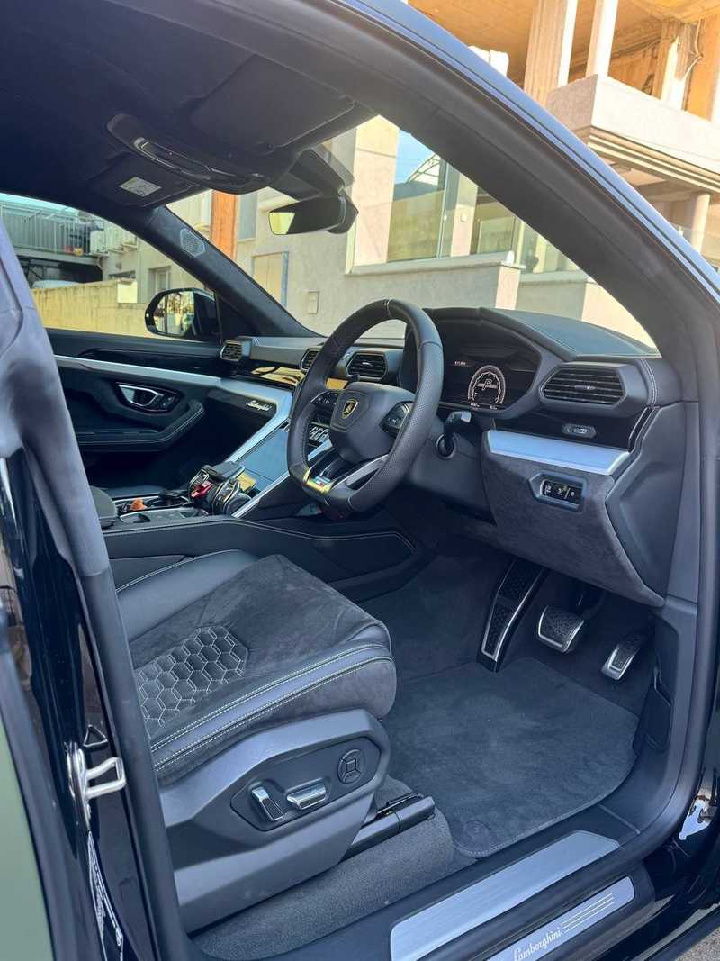 2019 Lamborghini Urus 4,0L 2019 Cyprus
