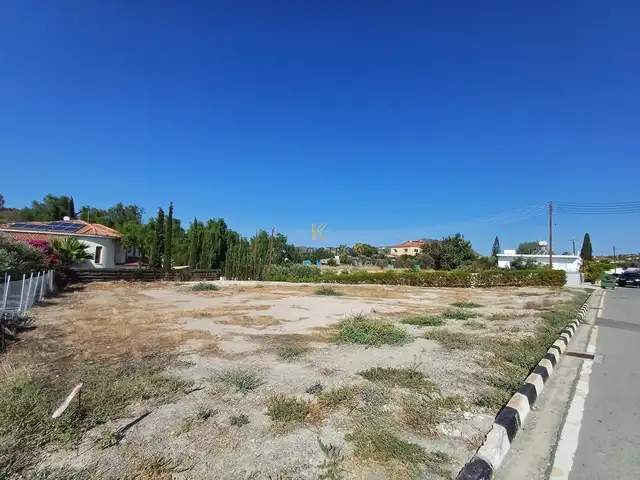 (Share) Residential Plot 860 m², Larnaca — Alethriko