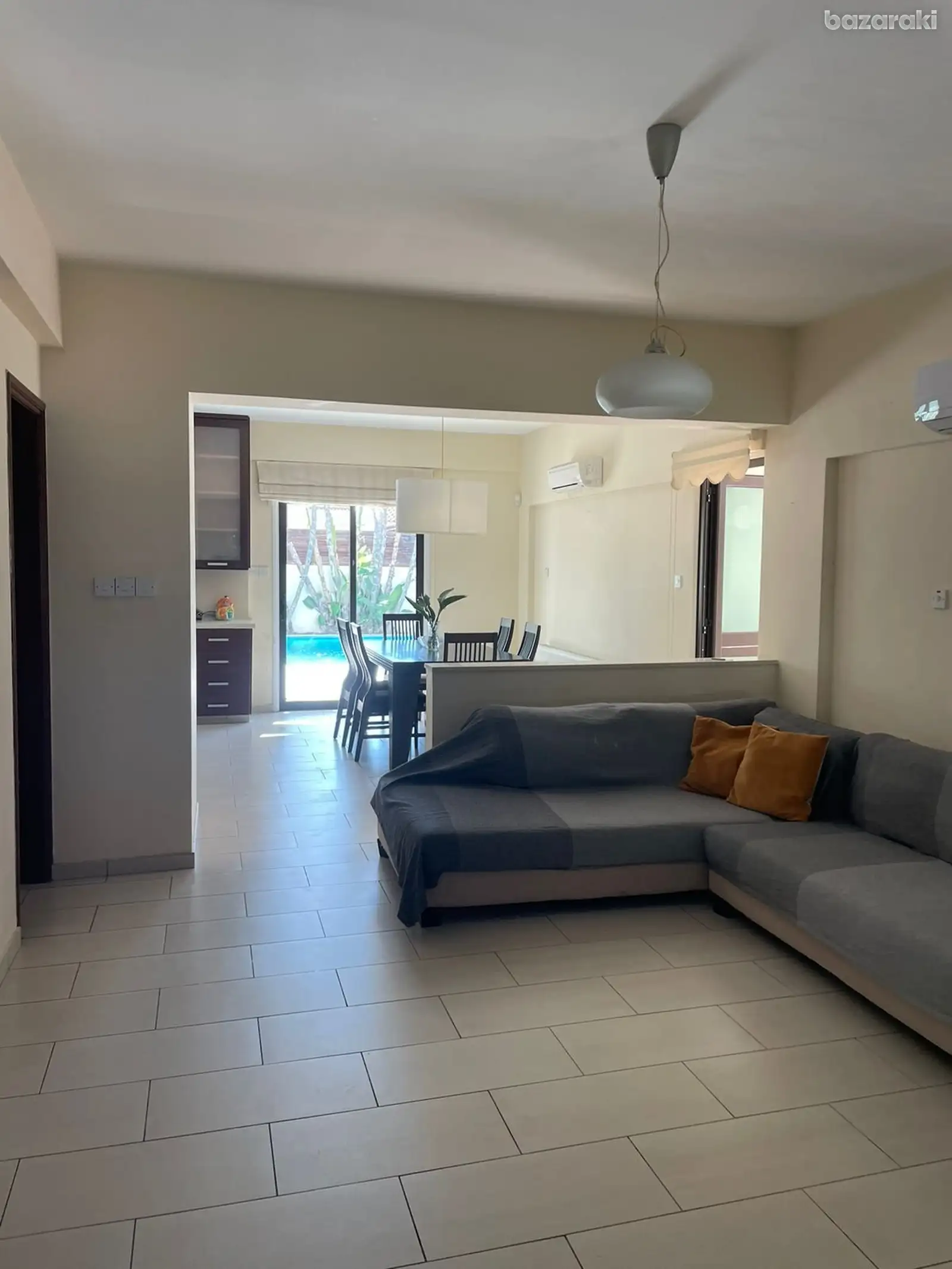 House, 4 bedrooms — 3
