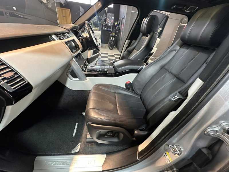 2017 Land Rover Range Rover Vogue 4,4L 2017 Cyprus
