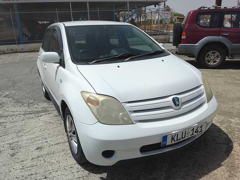 Toyota Ist 1,3L 2002