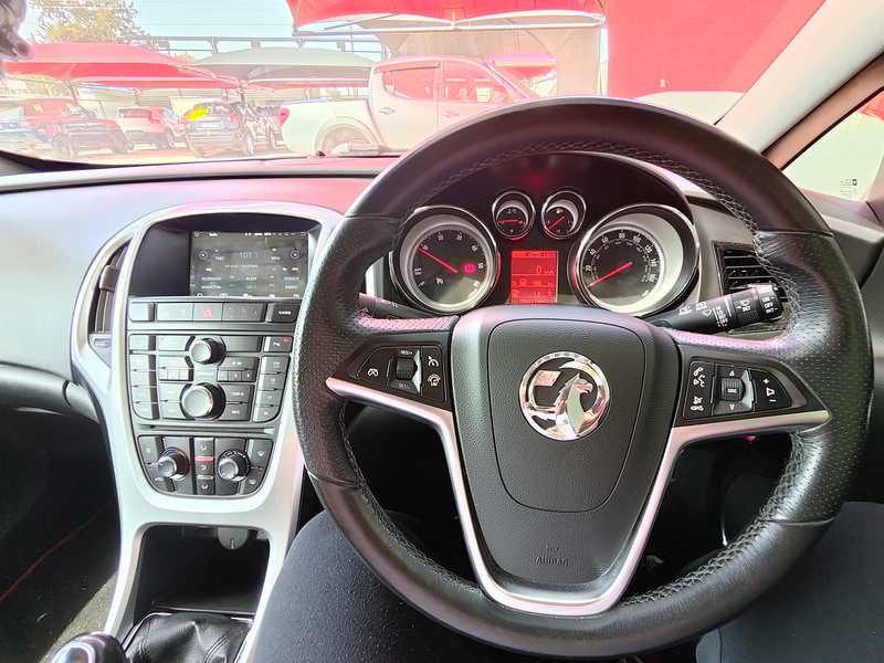 2015 Opel, Vauxhall Astra 2,0L 2015 Cyprus