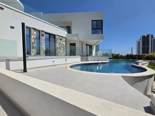 4-bedroom villa to rent, Επαρχία Λεμεσού — Μουτταγιάκα