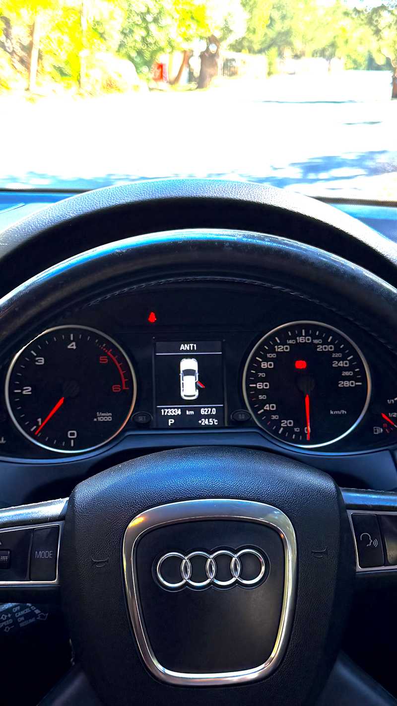 2011 Audi Q5 2,0L 2011 Cyprus