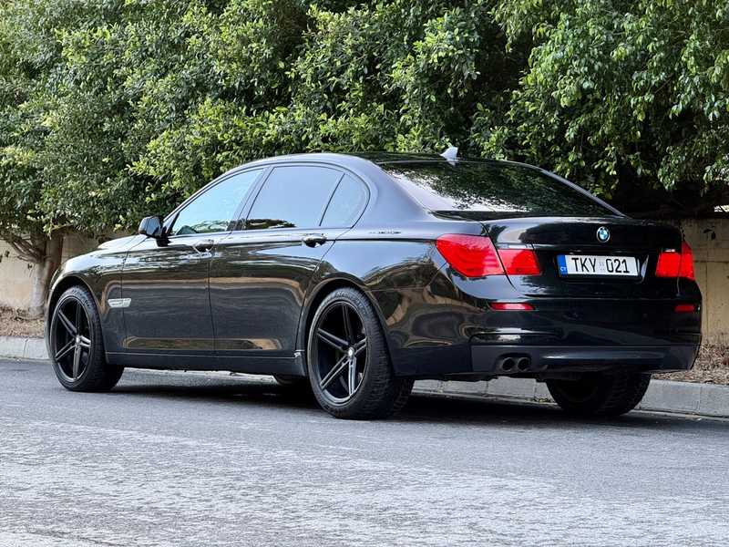 2011 BMW 7-Series 3,0L 2011 Cyprus