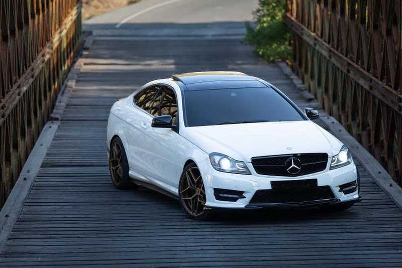 2012 Mercedes-Benz C-Class 2,5L 2012 Cyprus