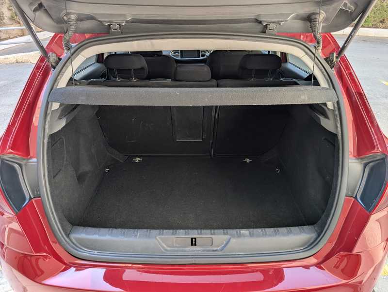 2015 Peugeot 308 1,6L 2015 Cyprus