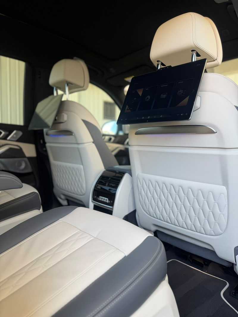 2024 BMW X7M 4,4L 2024 Cyprus