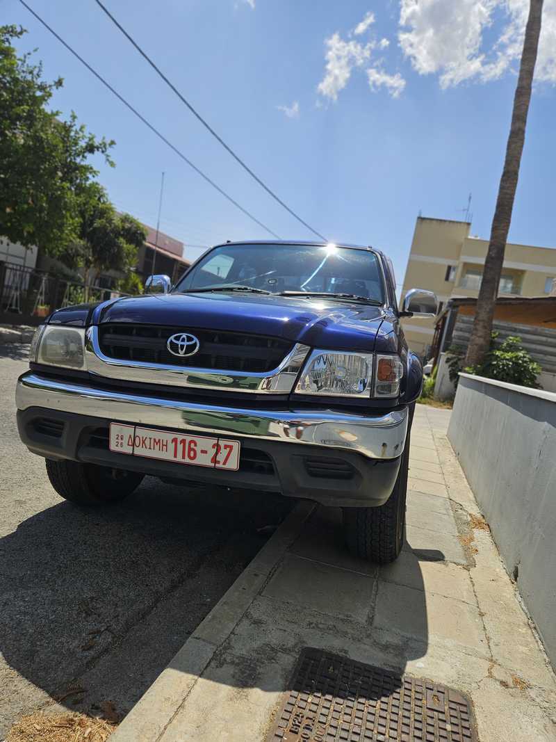 2005 Toyota Hilux 2,5L 2005 Cyprus