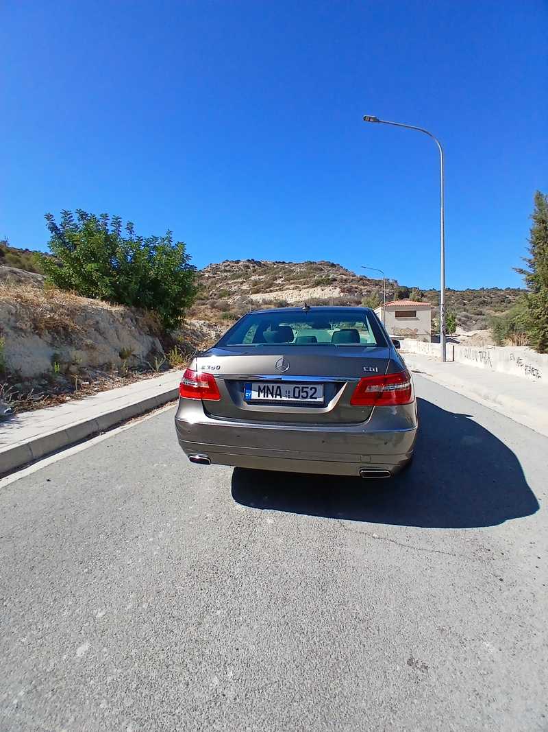 2012 Mercedes-Benz E-Class 2,5L 2012 Cyprus