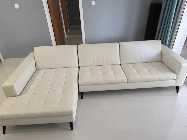 Natuzzi Genuine Leather Sofa with Chaise Lounge / Γνήσιος Δερμάτινος Καναπές, Επαρχία Λάρνακας — Τερσεφάνου