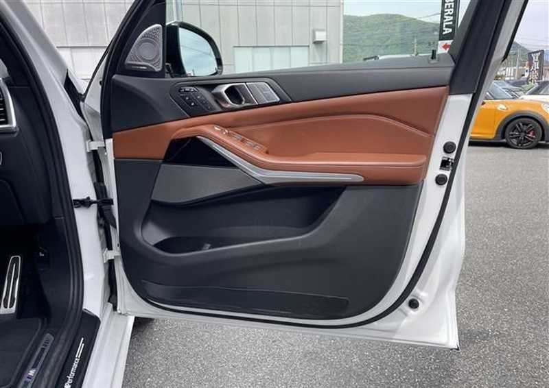 2022 BMW X7 3,0L 2022 Cyprus