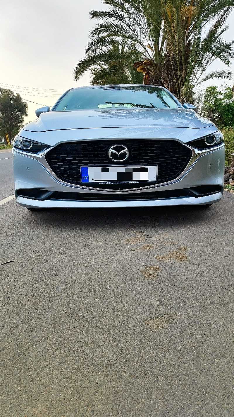 Mazda 3 1,5L 2020